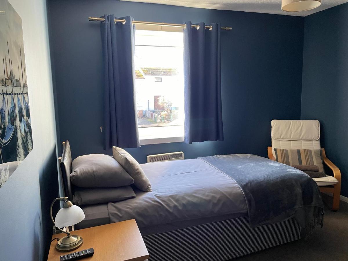 The Number Eleven Apartment Kilmuir  ภายนอก รูปภาพ